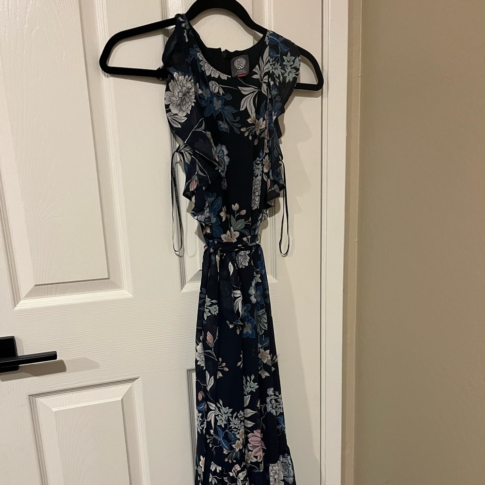 Vince Camuto dress new without tag size 4